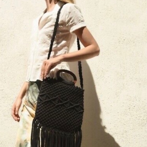 DANIELLE NICOLE Black Knitted Fringe Purse NEW - Picture 2 of 3